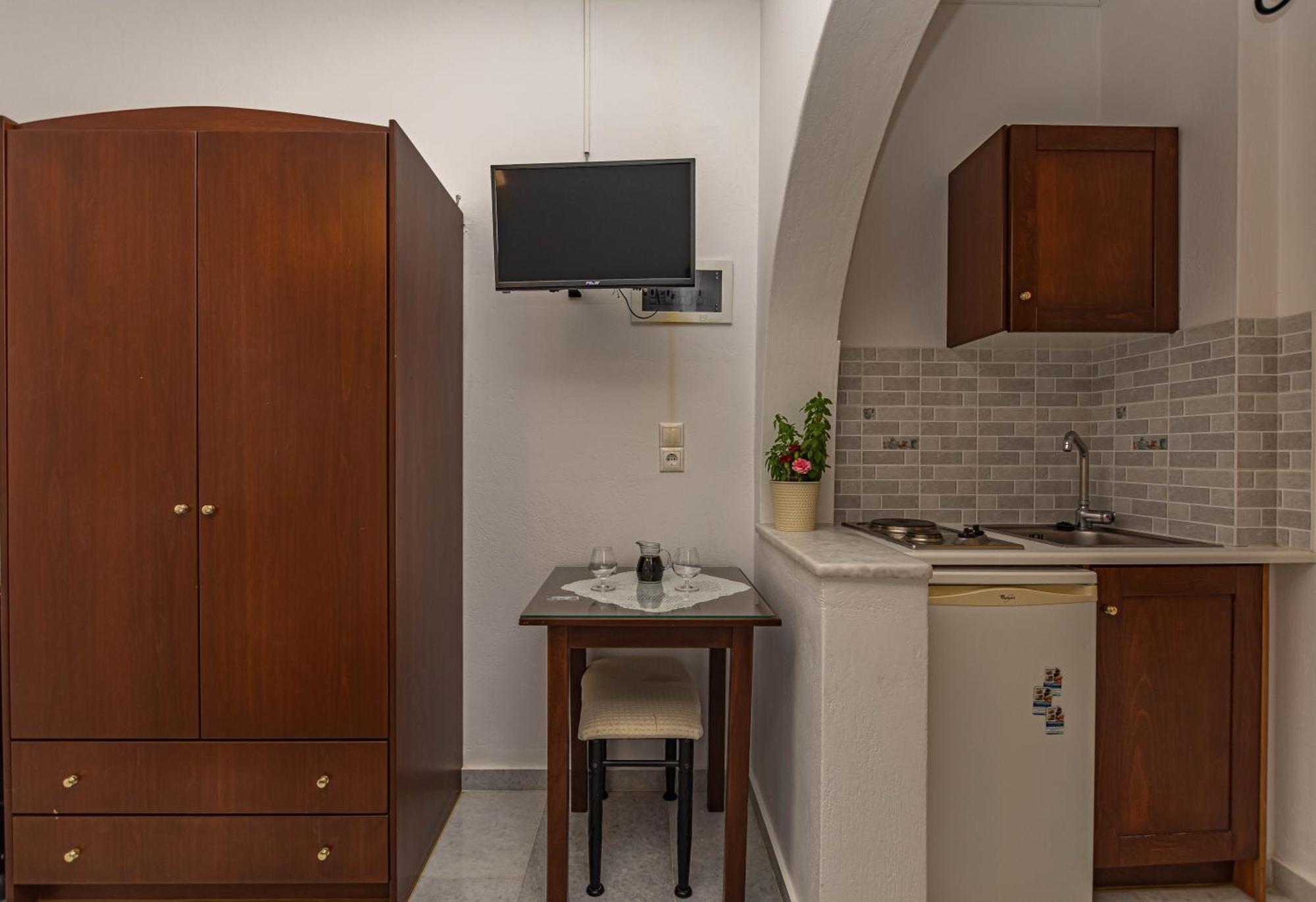 Maroussa Studios Agia Anna  Exteriör bild