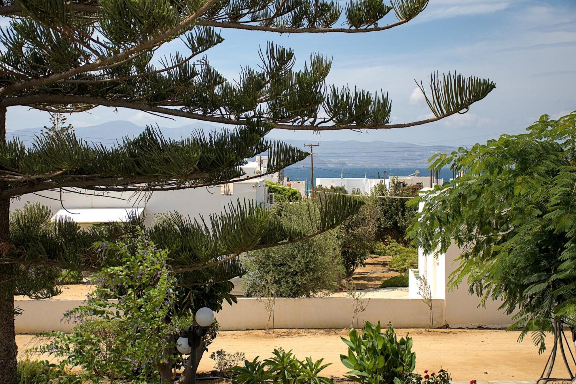 Maroussa Studios Agia Anna  Exteriör bild
