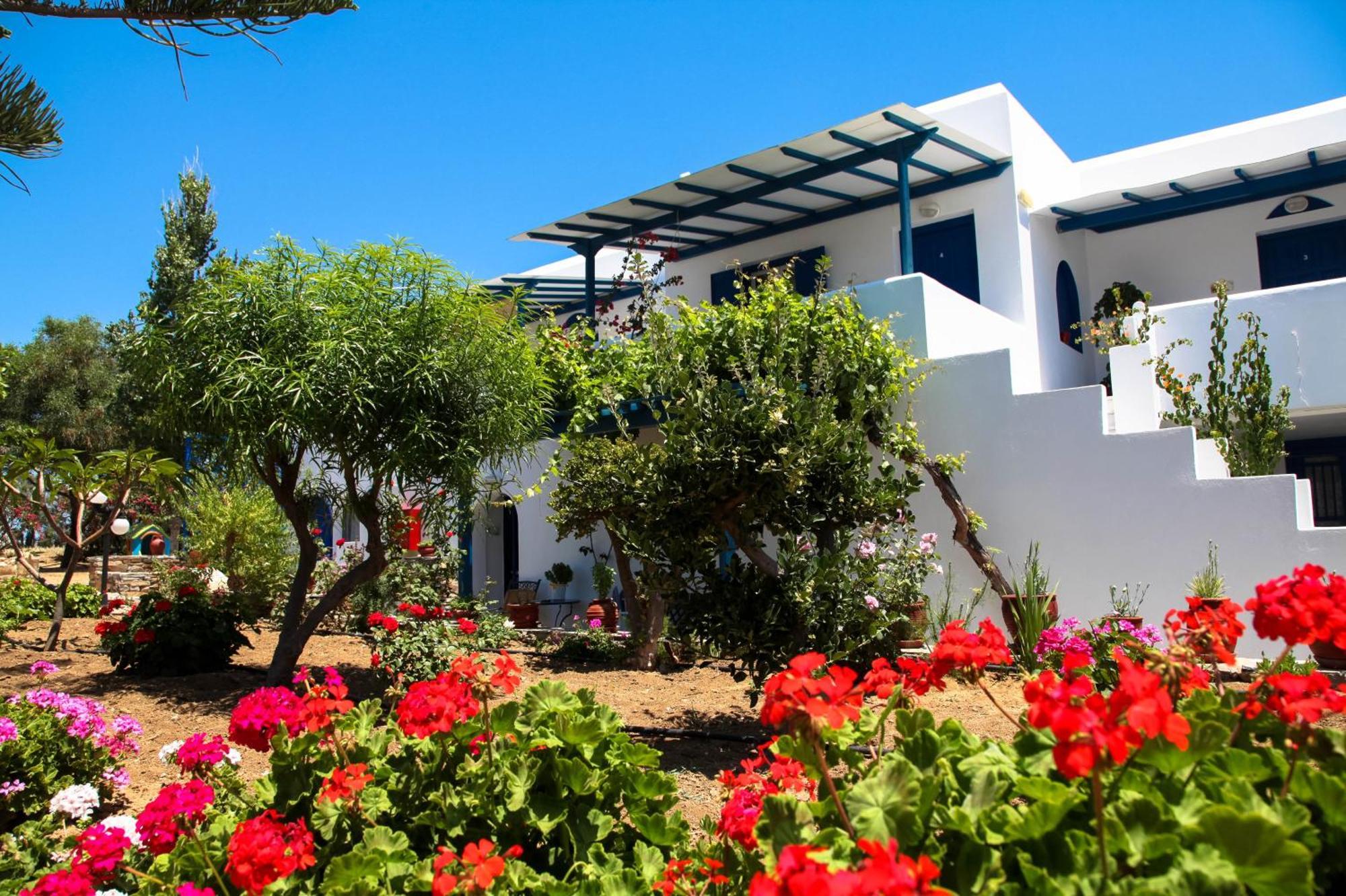 Maroussa Studios Agia Anna  Exteriör bild