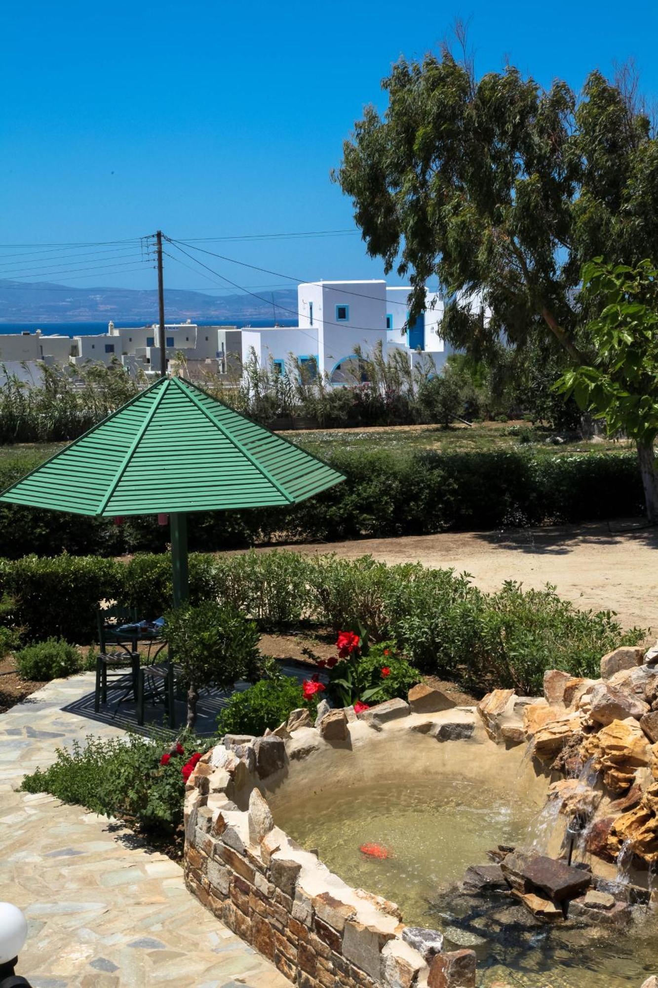Maroussa Studios Agia Anna  Exteriör bild