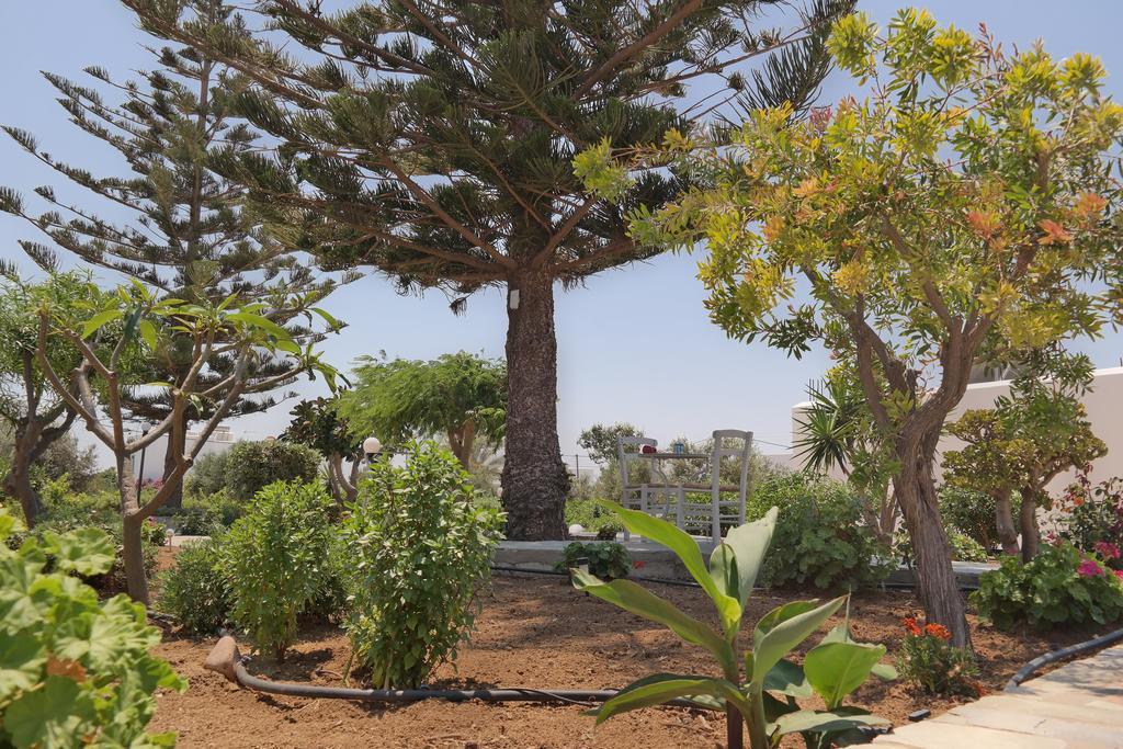 Maroussa Studios Agia Anna  Exteriör bild