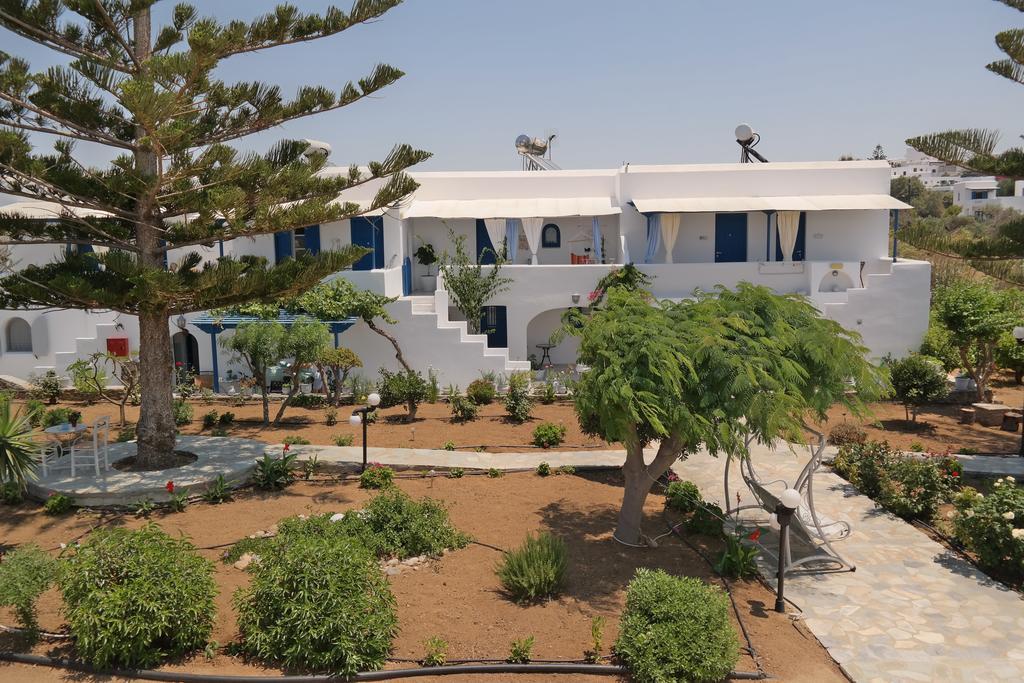 Maroussa Studios Agia Anna  Exteriör bild